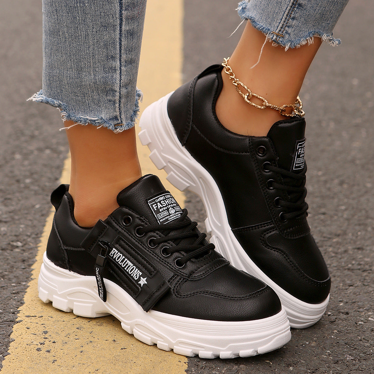 Lace-up Sports Shoes With Side-Zipper Design
