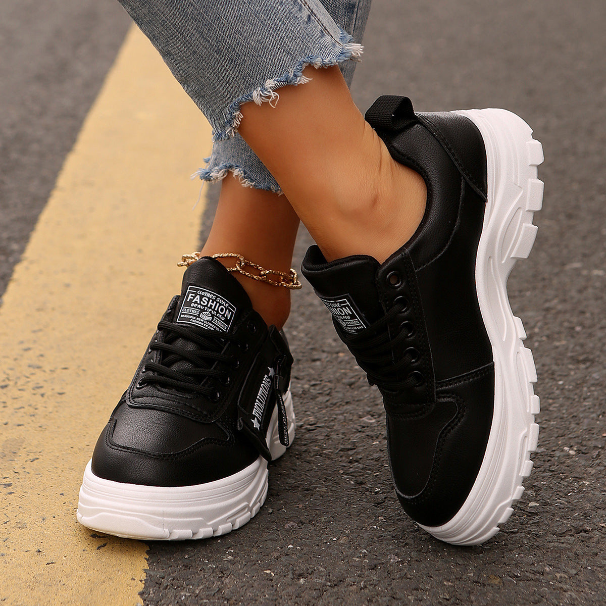 Lace-up Sports Shoes With Side-Zipper Design